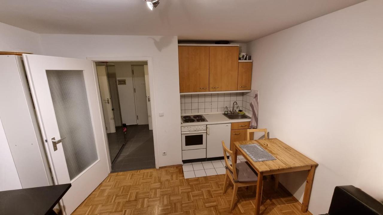 Schwabing Studio With Garden Views Мюнхен Екстер'єр фото